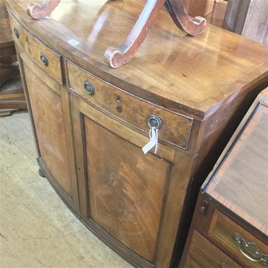 19C mahogany bow-fronted side cabinet, fitted cellaret